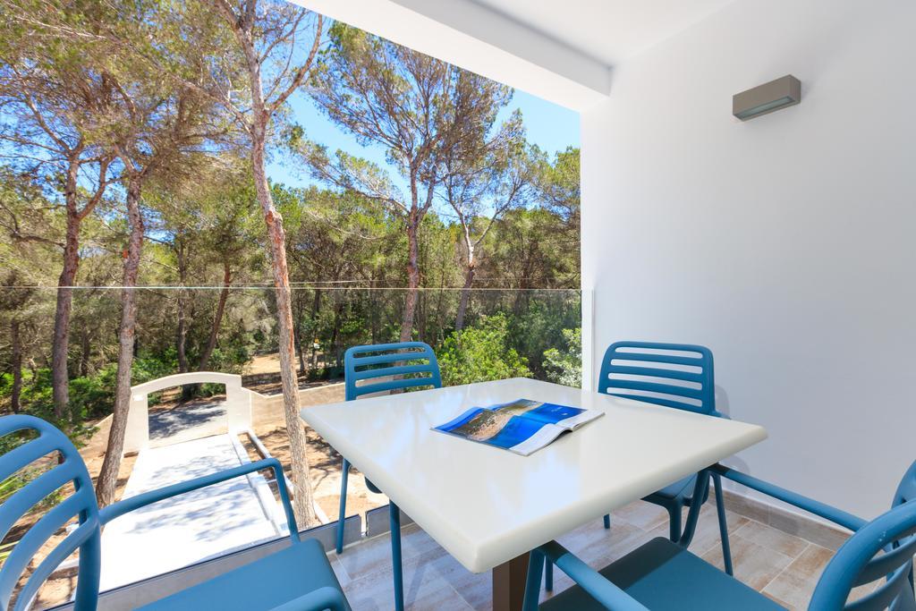 Pinos Playa Suites Platja de Migjorn Eksteriør billede